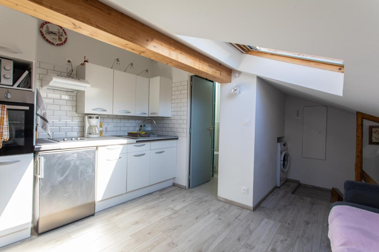 Le Coq Charmant Petit Studio En Centre Ville D'Embrun Esterno foto
